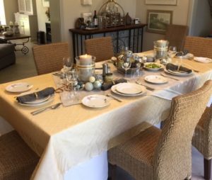 christmas table setting